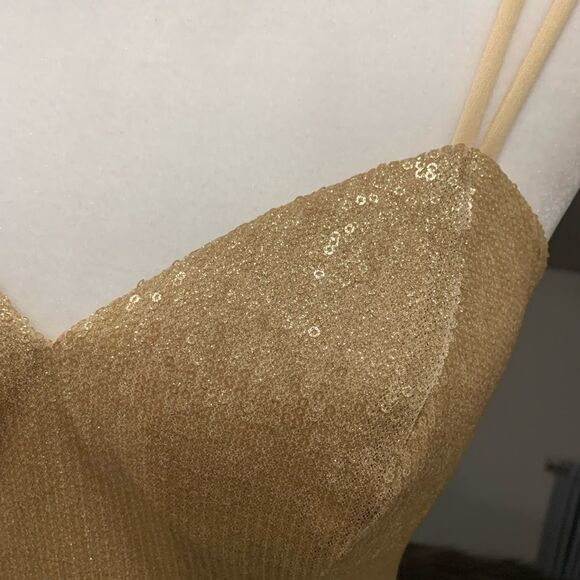 New  Sleeveless Sparkly Sequined  Evening Dress - Picture 10 of 12